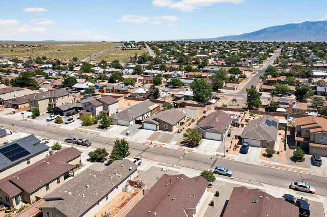 658 REDWOOD Street SW, Rio Rancho, NM 87124