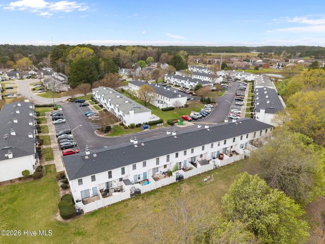 1115 Grovemont Drive H1, Greenville, NC 27834