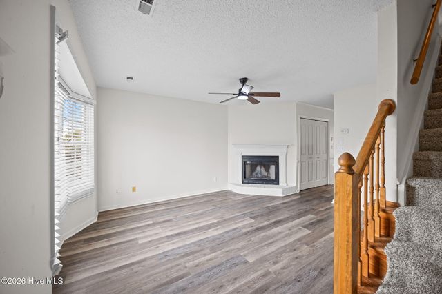 1115 Grovemont Drive H1, Greenville, NC 27834