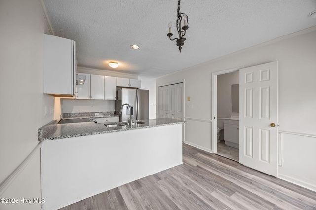 1115 Grovemont Drive H1, Greenville, NC 27834