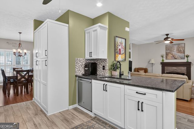 10680 Pinewalk Forest Circle, Alpharetta, GA 30022