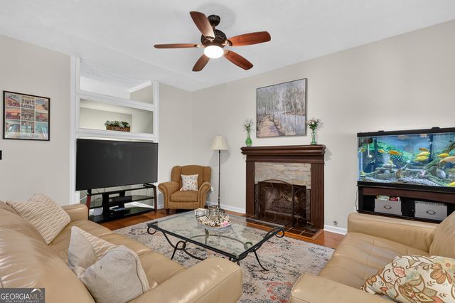 10680 Pinewalk Forest Circle, Alpharetta, GA 30022