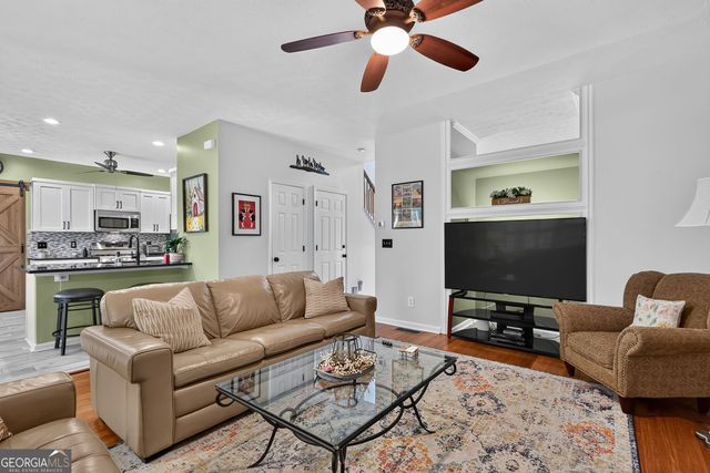 10680 Pinewalk Forest Circle, Alpharetta, GA 30022