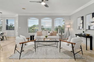 6611 Yaupon DR, Austin, TX 78759