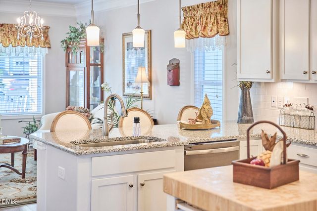 1237 Brown Velvet Lane, Apex, NC 27523