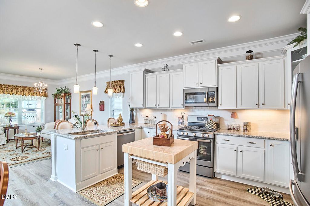 1237 Brown Velvet Lane, Apex, NC 27523