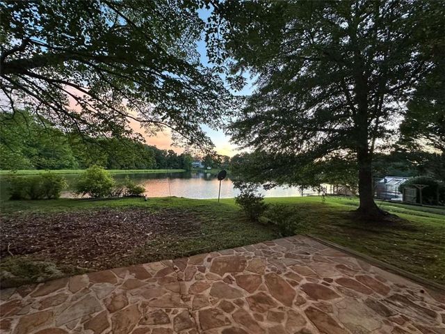 2145 Hampton Trail, Conyers, GA 30013