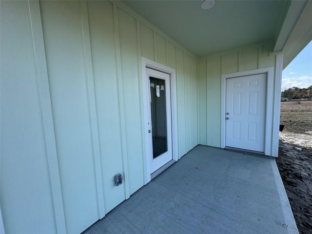 50 Westlake West, Trinity, TX 75862