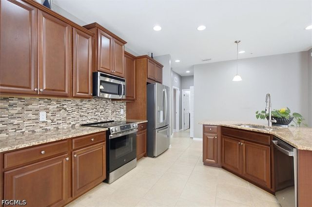 18265 Creekside Preserve LOOP 202, Fort Myers, FL 33908