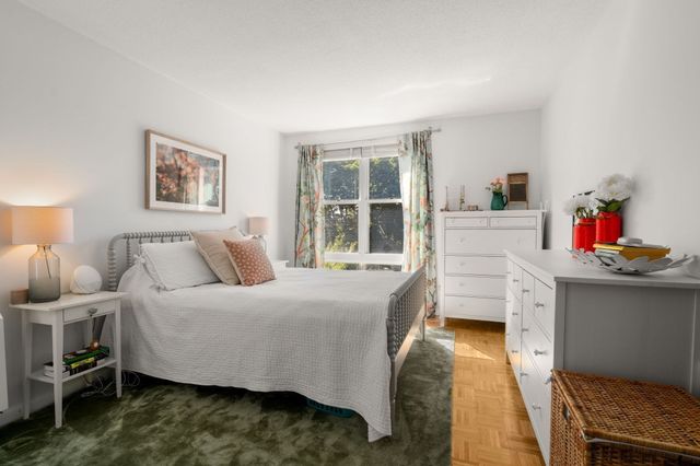 100 Marion St 47, Brookline, MA 02446