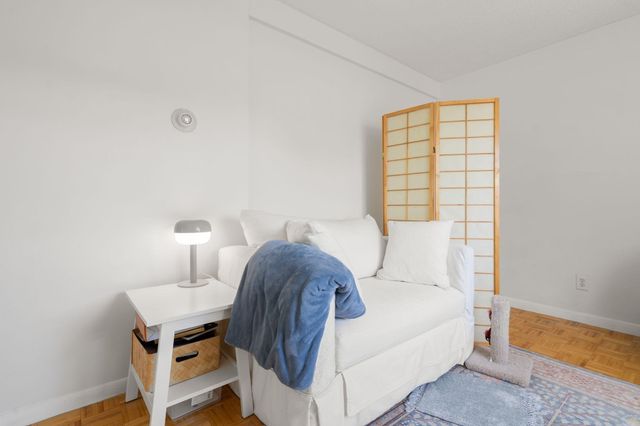 100 Marion St 47, Brookline, MA 02446