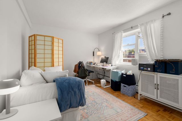 100 Marion St 47, Brookline, MA 02446