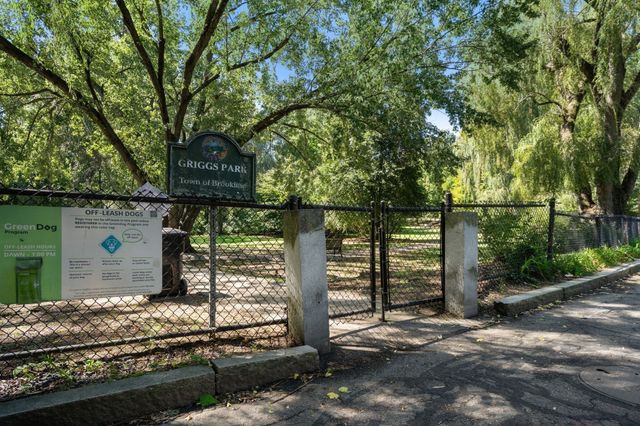 100 Marion St 47, Brookline, MA 02446