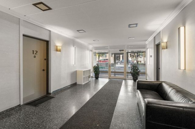 100 Marion St 47, Brookline, MA 02446