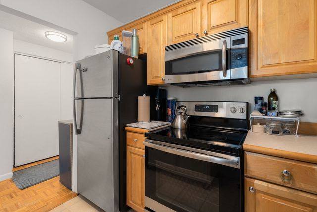 100 Marion St 47, Brookline, MA 02446