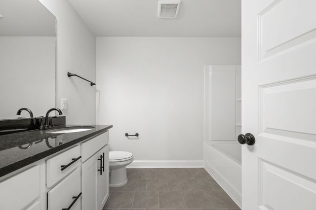 512 Rohan Drive, Murfreesboro, TN 37129