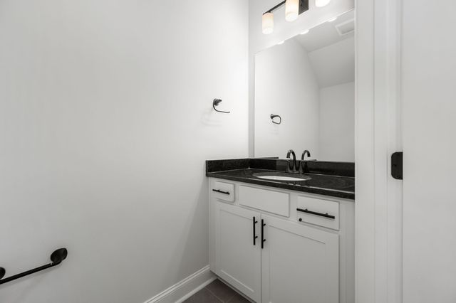 512 Rohan Drive, Murfreesboro, TN 37129