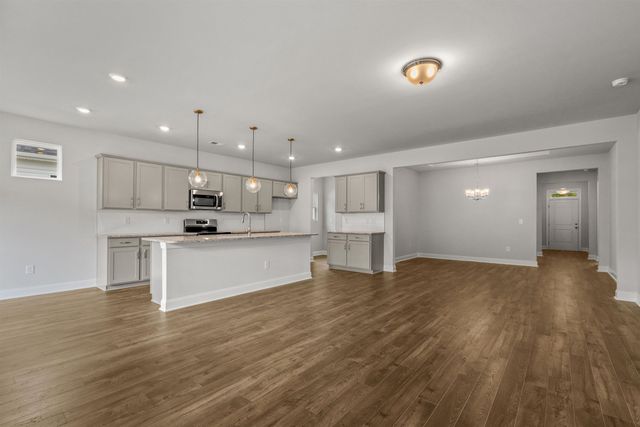 156 Furnies Place, Loris, SC 29569