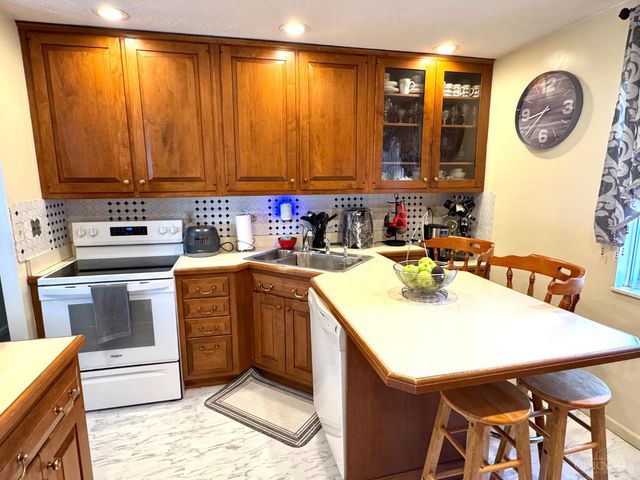 9978 Greenriver Drive, Colerain Twp, OH 45231