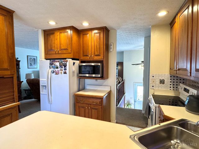 9978 Greenriver Drive, Colerain Twp, OH 45231