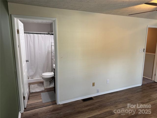 1201 Scaleybark Road B, Charlotte, NC 28209