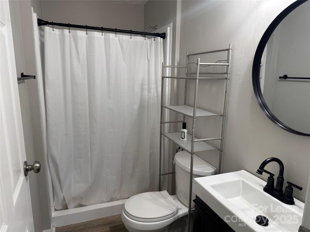 1201 Scaleybark Road B, Charlotte, NC 28209