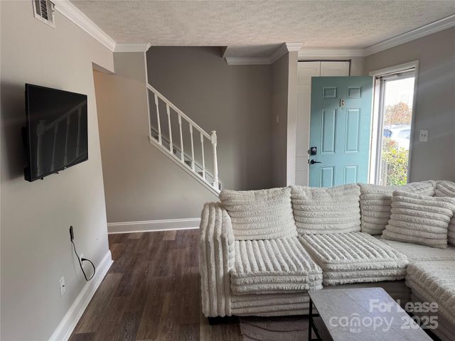 1201 Scaleybark Road B, Charlotte, NC 28209