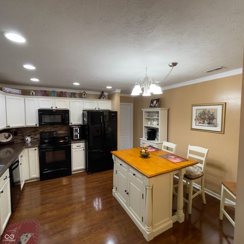 9509 Woodsong Lane, Indianapolis, IN 46229