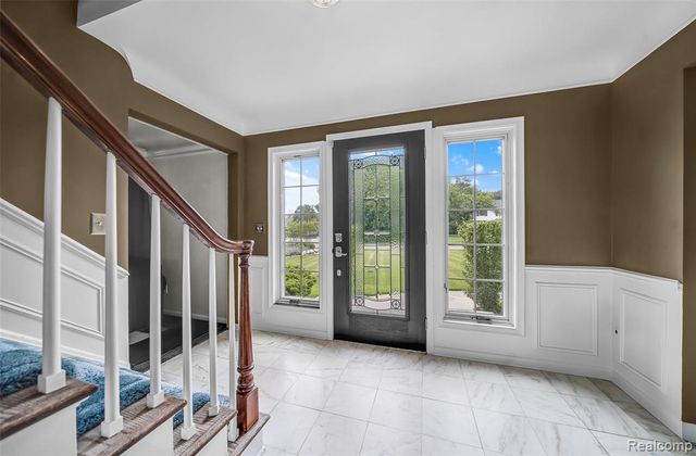 100 Overhill Road, Bloomfield Hills, MI 48301