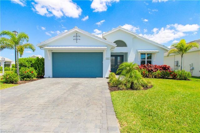 9241 Cayman DR, Naples, FL 34114