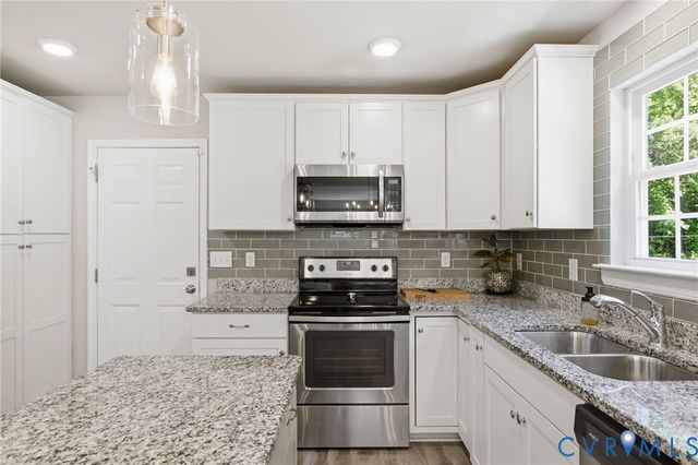 8405 E Patrick Henry Rd, Ashland, VA 23005
