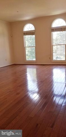 464 WINDING ROSE DR, Rockville, MD 20850