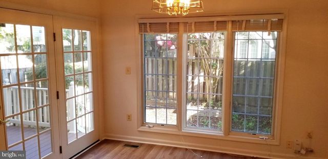 464 WINDING ROSE DR, Rockville, MD 20850