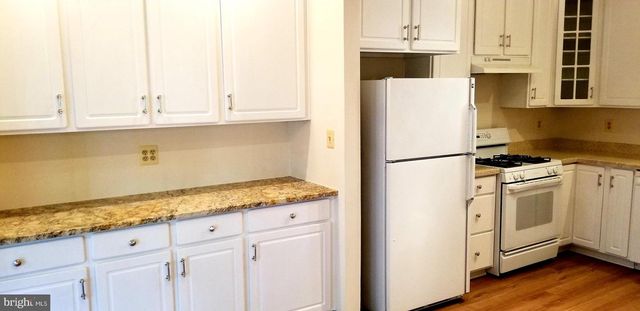 464 WINDING ROSE DR, Rockville, MD 20850