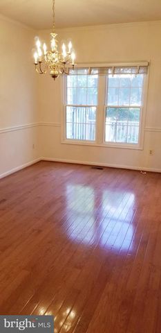 464 WINDING ROSE DR, Rockville, MD 20850