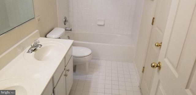 464 WINDING ROSE DR, Rockville, MD 20850