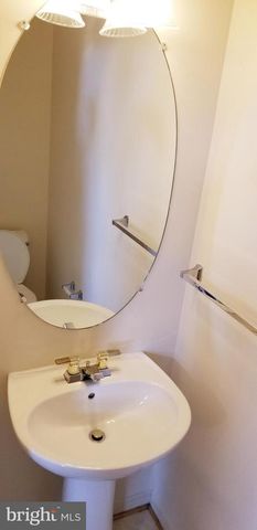 464 WINDING ROSE DR, Rockville, MD 20850