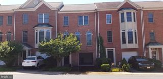 464 WINDING ROSE DR, Rockville, MD 20850