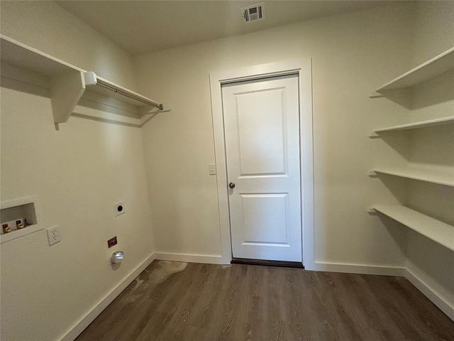 10124 Pennington Street, Harrah, OK 73045