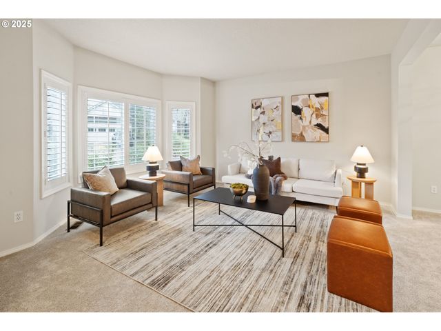 14390 CAMDEN Ln, Lake Oswego, OR 97035