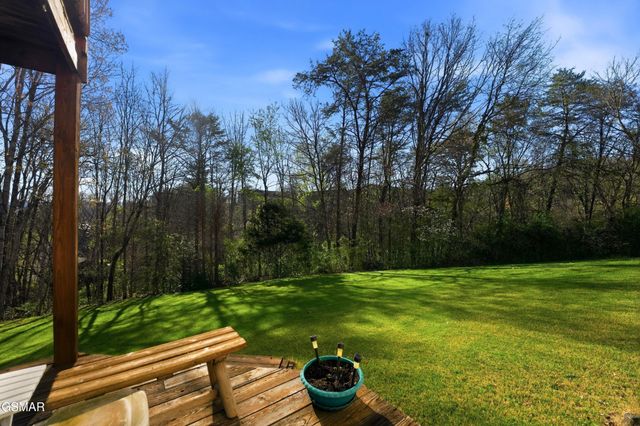 728 Schneider Lane, Sevierville, TN 37862