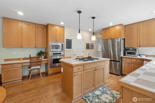 18525 SE 277th Place, Covington, WA 98042