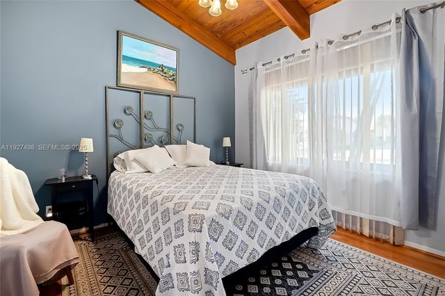 2669 S Parkview Dr, Hallandale Beach, FL 33009