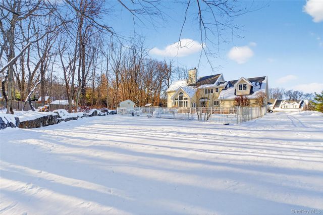 141 Sidney Court, Yorktown Heights, NY 10598