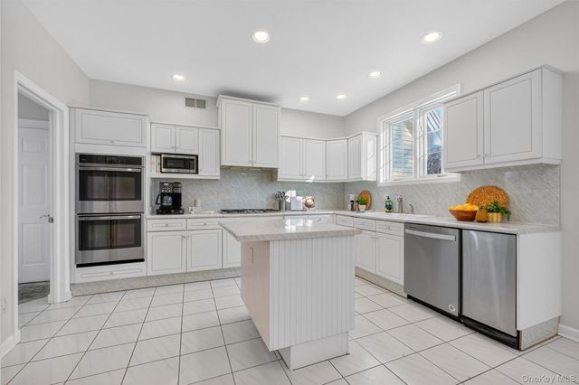 141 Sidney Court, Yorktown Heights, NY 10598