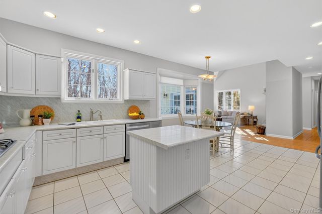 141 Sidney Court, Yorktown Heights, NY 10598