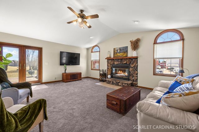 909 Preserve Road, Shabbona, IL 60550