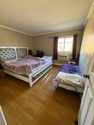 139 W Elk Trail 239, Carol Stream, IL 60188