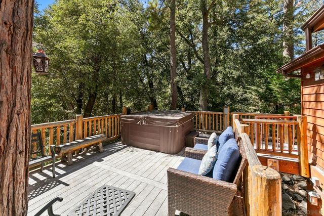 24655 Upper Rim Rock Road, Idyllwild, CA 92549