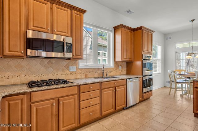 87 Bayville Way, Waretown, NJ 08758